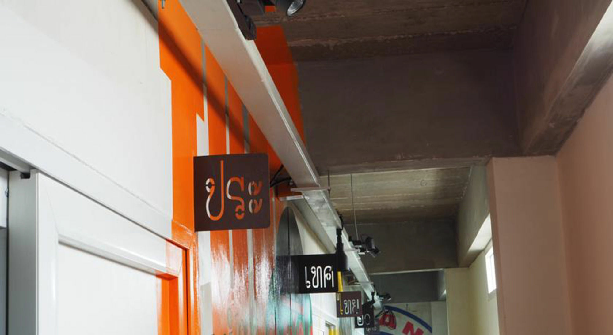 Art-C House Hotel Phuket Exterior photo